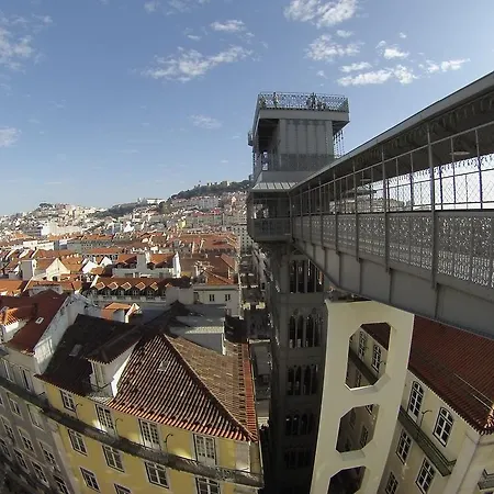 Window To Iii Appartement Lissabon