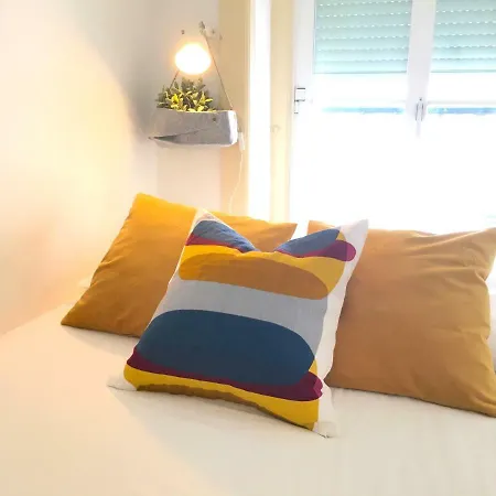 Appartement Window To Iii *