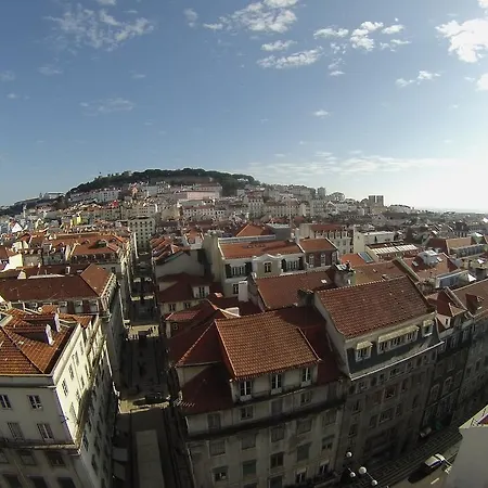 A Window To Iii Apartment Lisbon