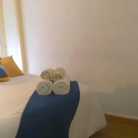 Window To Iii Apartament *