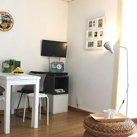 Window To Iii דירה ליסבון