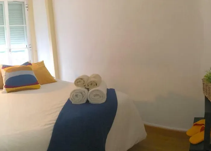 Window To Iii شقة *